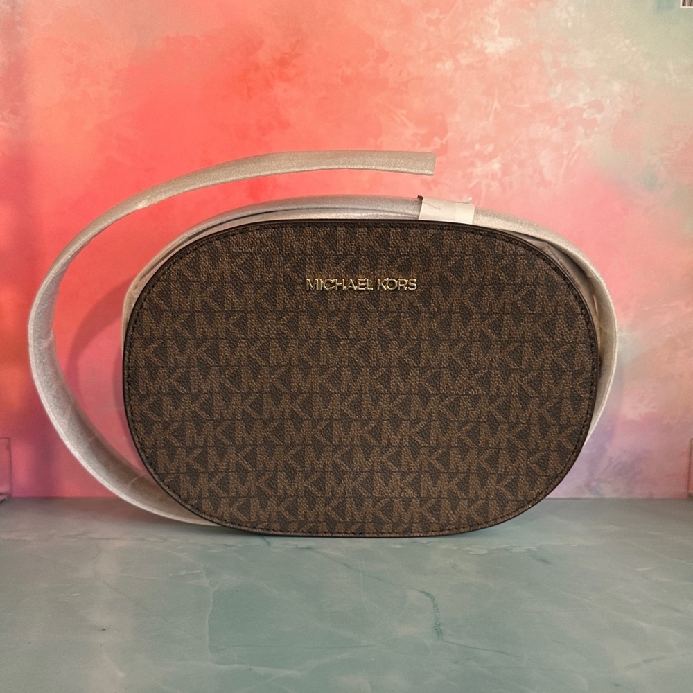 Michael Kors Brown Logo Crossbody Bag Jet Set Travel - Picture 16 of 16